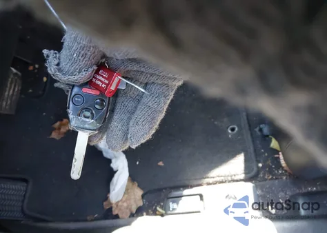 2007 Honda Accord 2.4 Ex z USA, uszkodzony, nr VIN 1HGCM56857A066223